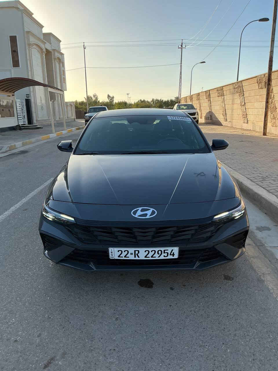 السلام عليكم
هونداي النترا للبيع موديل 2025 رقم اربيل الجديد 
لون اسمنتي  دخول جديد  الحادث صبغ بنيد نفسه مصلح  بدون دواخل بدون ارباك
المواصفات 
بصمه + بصمه ابواب 
تشغيل عن بعد + داخل اسود بلاك 
شاشه الكتروني 
لد نهاري + لايت زنون 
فول تحكم استيرن
ثلاث انظمه قياده
السياره ماشيه 8 الف فقط السياره زيرو
رادار امامي مع رادار جانبي 
ويل كب توقف ذاتي عنده الاقتراب 
محرك 2000 دوش بانزين فقط
وباقي المواصفات المعروفه 
مكان السياره بغداد 
الهاتف ***********/***********
