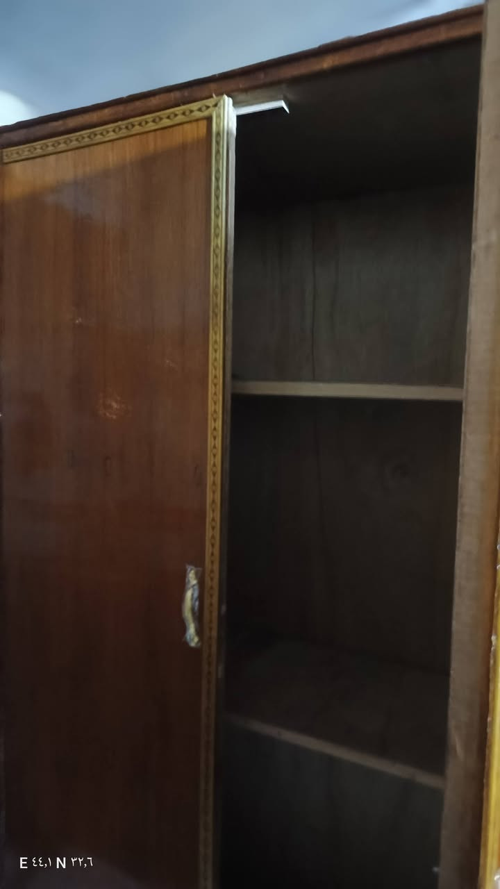 كنتور صاج وجه وقفه جاوي تزكام مثل ما واضح بالصوره السعر 200 وبي مجال العنوان كربلاء شارع سيد اسماعيل الرئيسي قرب السيطره هواتف ***********
***********
