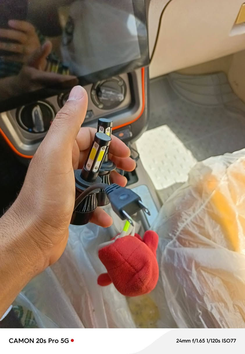 سلام عليكم زوجين زينون ابيض فول قوي مال امزون للبيع سعر الزوج 12 الف شراي اتصل ***********

