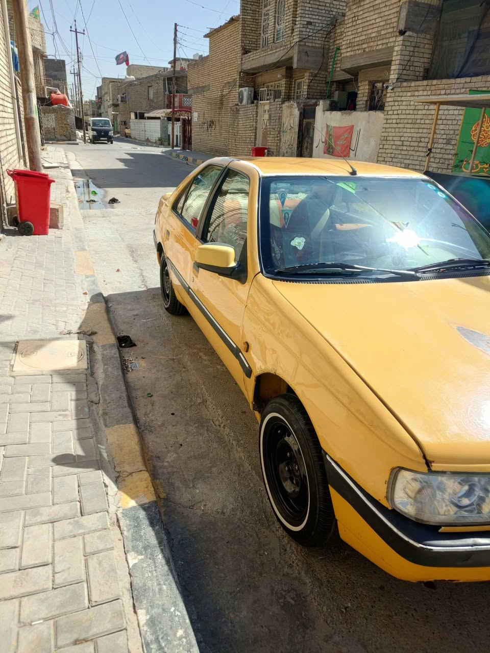 سلام عليكم بيجو لميس 2012للبيع كير ومكينه نضيفه حداديه خير من الله بيهه طخه بجاملغ الخلفي وناقصهه بطاين، 2مال بيبان عارضهه 28وبيهه مجال لطيبين رقم التليفون ***********مكاني بغداد العبيدي
