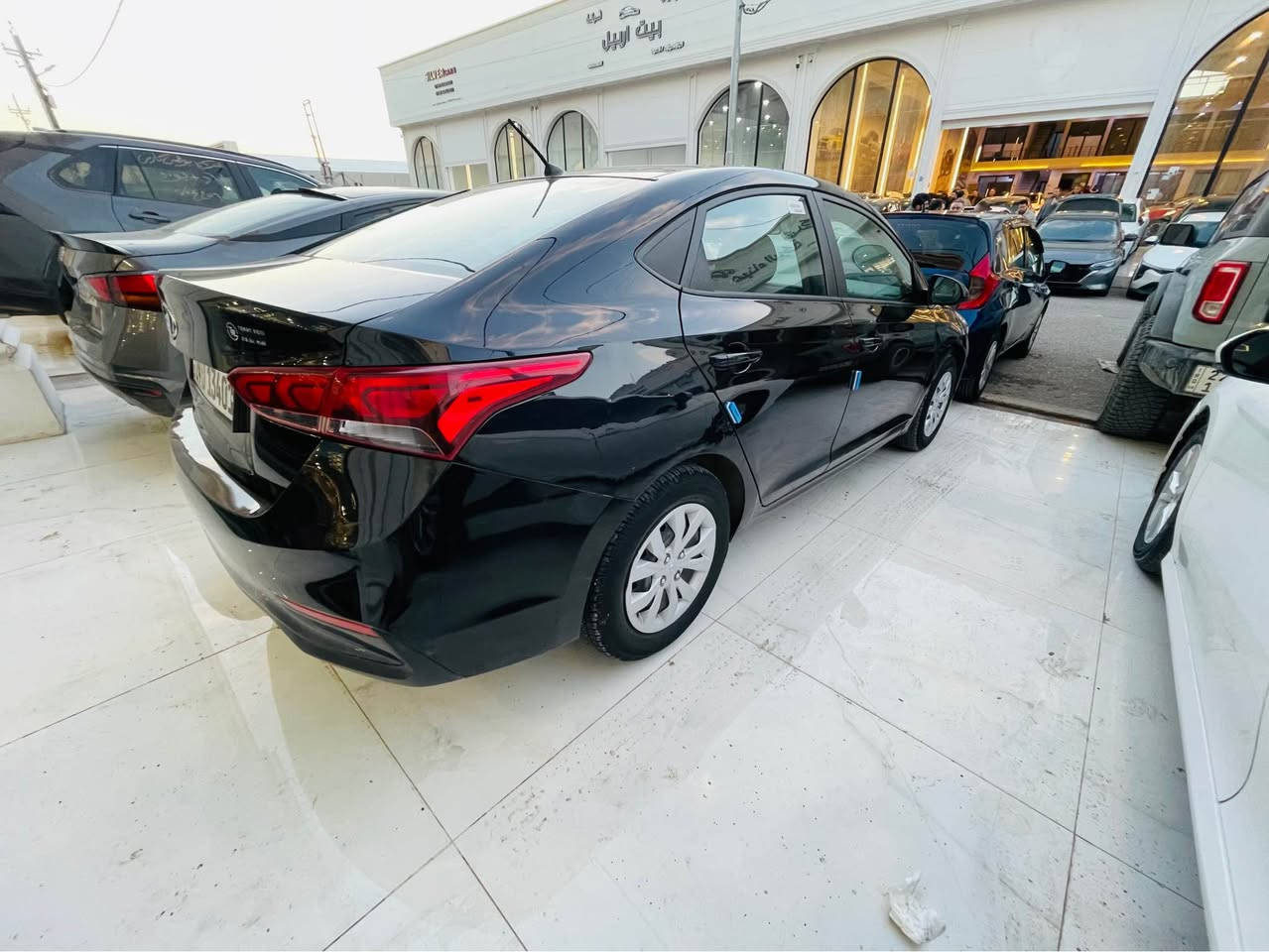 سلام عليكم 
سيارا هونداي اكسنت موديل 2021 وارد أمريكي 
سيارا بي دون صبغ بي دون ارباك 
بيها مكانين تعديل فقط 
عنوان اربيل 
ره قم تلفون 📞 ***********واتساب 
*********** أربيل, العراق
