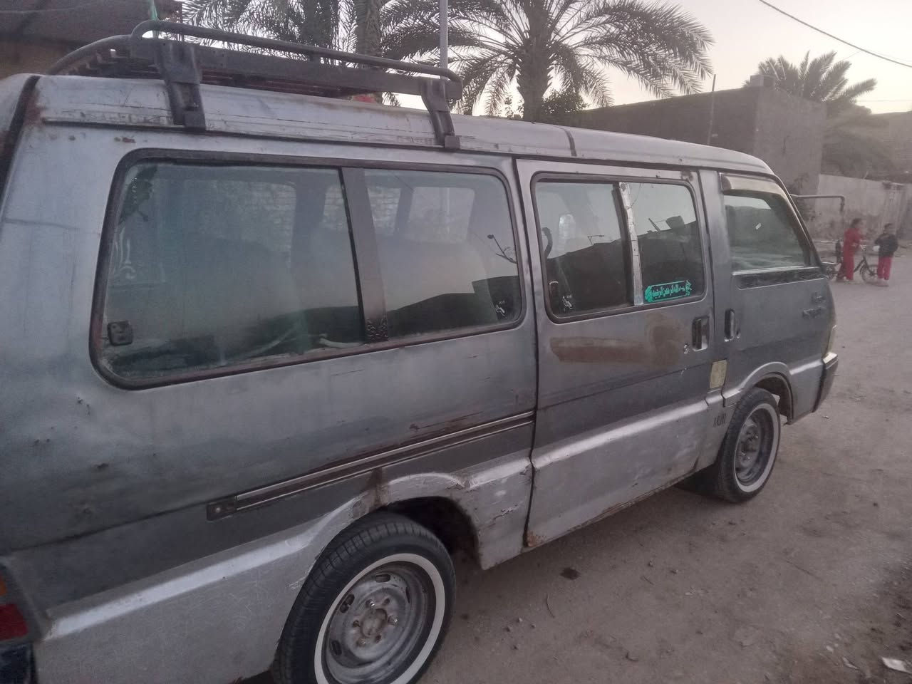 السلام عليكم كيه بسته للبيع موديل 1993 سياره خير من الله كير محرك  ٣٠٠ مال بريجو  تخم تاير جديد رقمها بغداد  تريد وكاله تريد تحويل   السعر ٢٣ وبيها مجال  مكان الديوانيه قضاء الشاميه للاستفسار الاتصال على الرقم ***********
