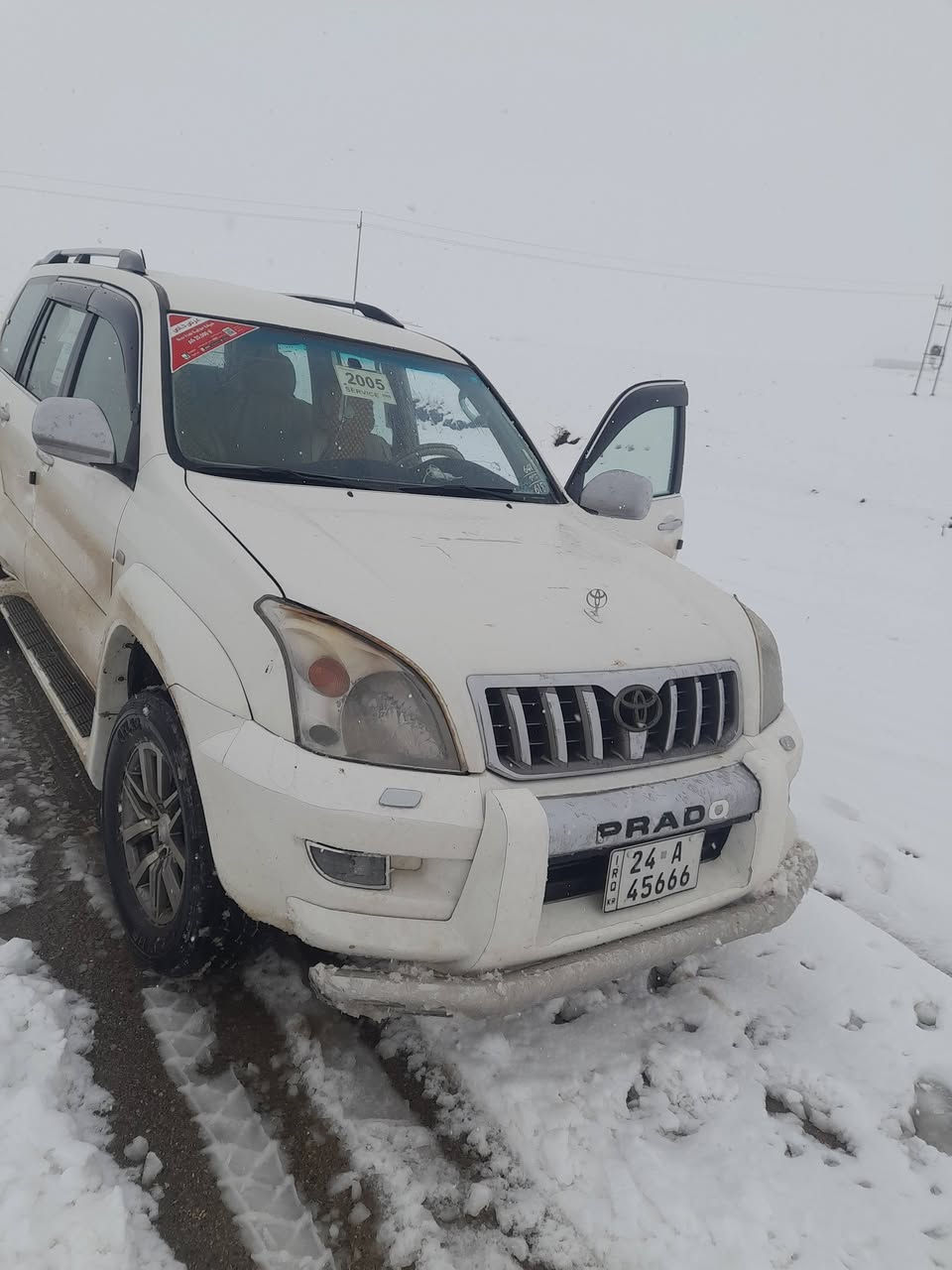 برادو ٢٠٠٦ محرك ٦ ابيض رايدهه معارض برادو محرك ٤معارض ***********
