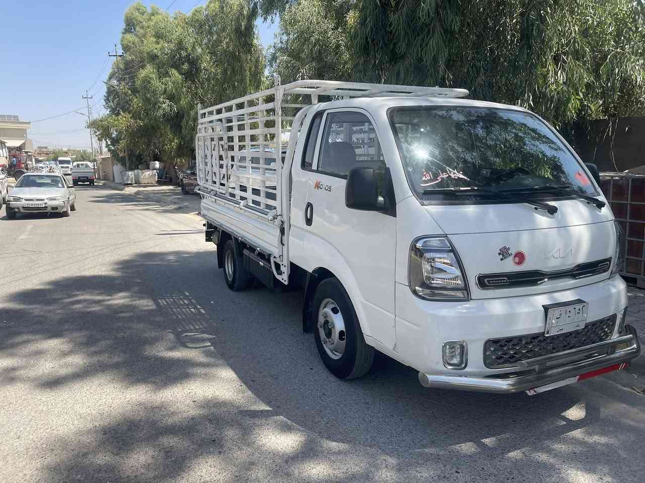 سلام عليكم كيه فحل 24  سيارة خير من الله محوركفاله عامه مكينه وكيربدون صبغ السعر١٩٠ تحويل مباشربسمي الاستفسار الاتصال ع الرقم ***********مكان السياره بعقوبه
