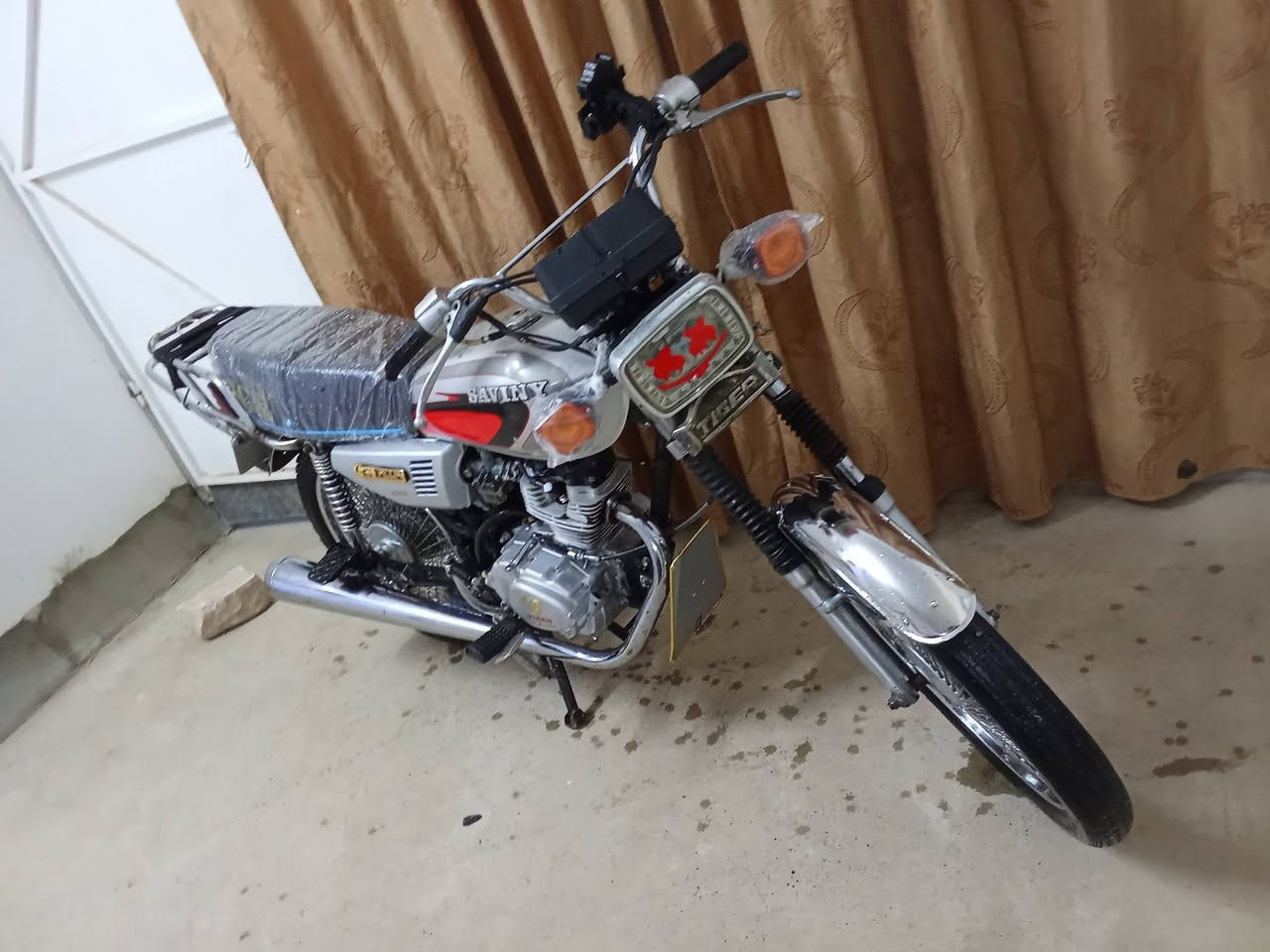 تايجر 2021 منافيس موجود تحريكه معدل فول للبيع السعر 380 المكان الايمن ***********
