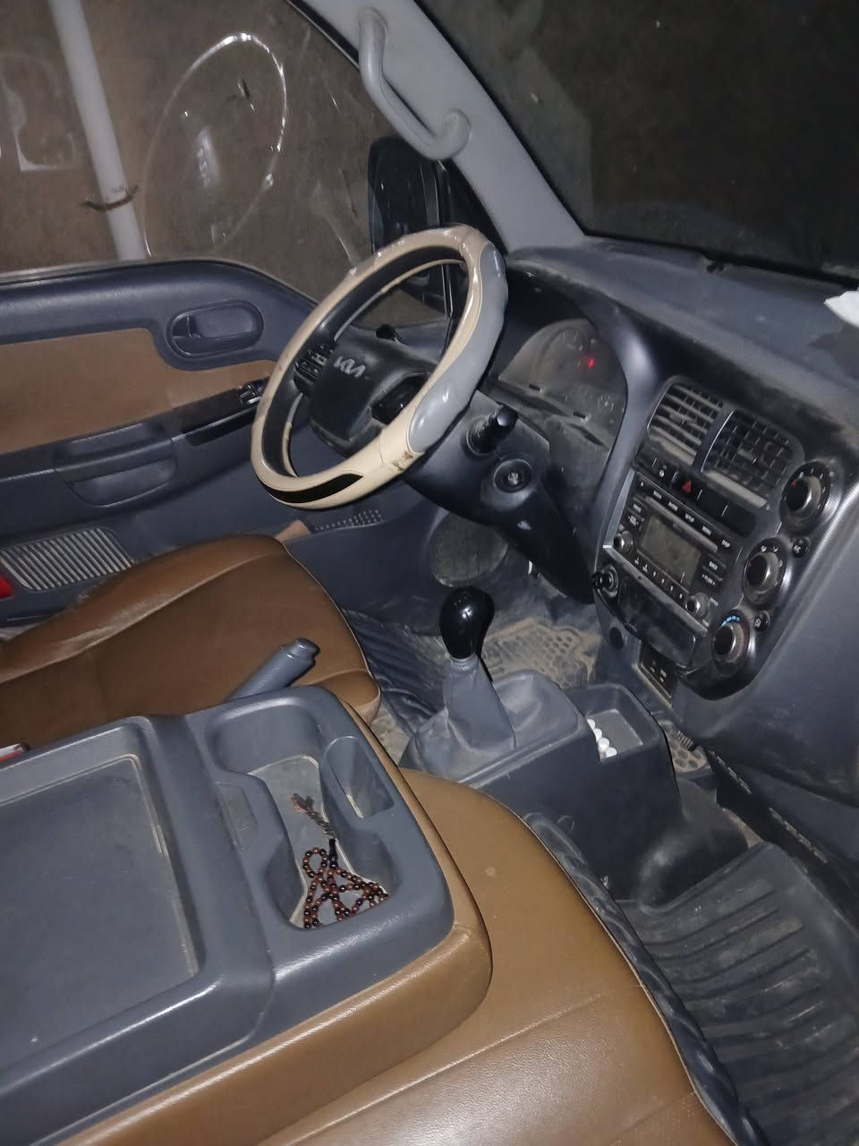 كيا حمل دبل قمارة
موديل 2023
مكفوله 
رقم انكليزي بابل بأسمي
سعرها 165 وبيها مجال للشراي
***********
