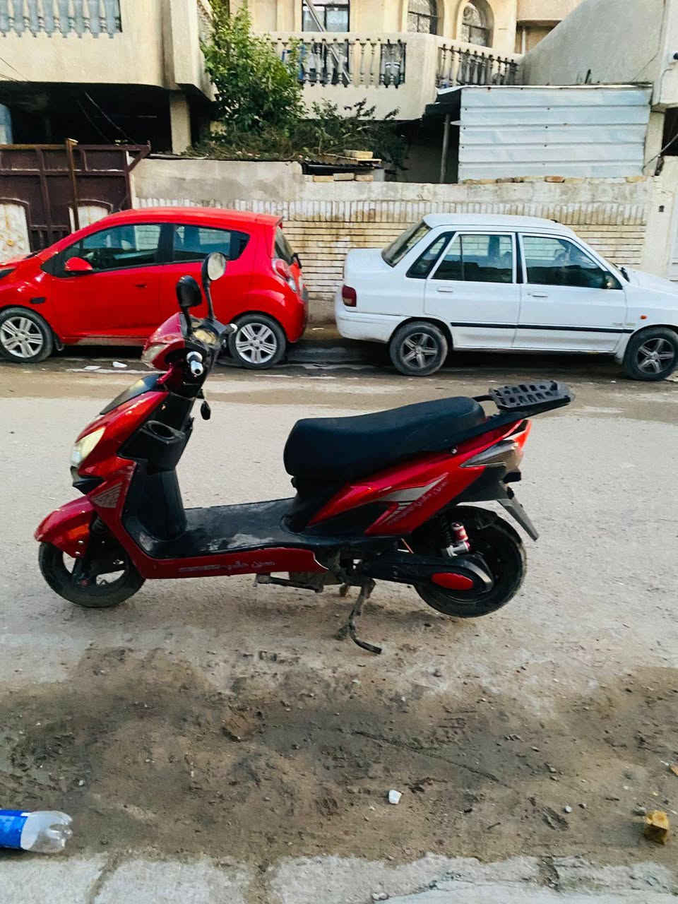 مكاني حي الجهاد بغداد 
سكنس شحن موديل رياضي 

ست بطاريات كبار 

كهربائيات شغاله 

سعر 450 الف  مستعجل عالبيع ***********
وتساب او مراسله الصفحه
