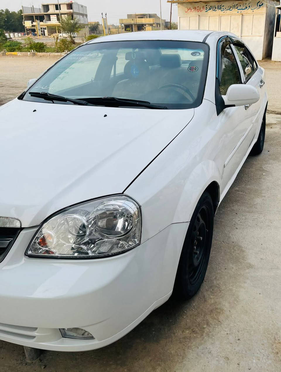 السلام عليكم اوبتر موديل2006خليجي كير اوتماتيك السياره جديده مال جناي ومابيه اي نقص حدادي وكير ومكينه جديد رقم بابل مشروع وطني السعر 62 المكان بابل الاتصال ***********
