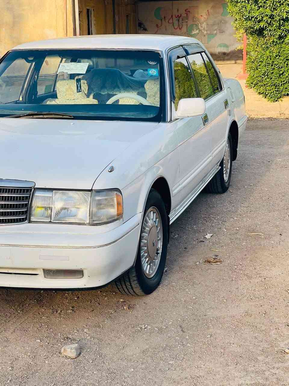 السلام عليكم أرنب طويل للبيع رقم كربلاء بسمي سنويه لحد ٣٠ السياره لاضربه ولا صبغ ولا تبديل ماعده الجاملغ الخلفي جهت العبري بيه طخه بسيطه تخم تاير تبريد حداديه كله جاهز السعر ٧٠ وبيه مجال حك الجيه مكاني واسط العزيزية للستفسار اتصل على الرقم ***********
