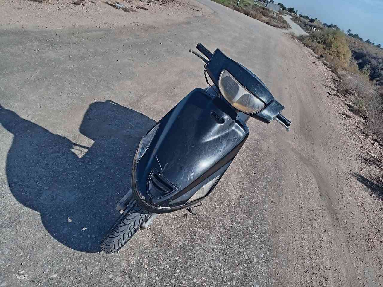 سلام عليكم
فراشه لبيع
جاهزه ماناقصه برغي
بن زات بريك جدد
كابريته جديده
بلك جديد
فيتبم جديد
الدرجه جديده
شلعه ومعدل فول خير من الله
ماناقصه اي شي
وقيم وأخذ بس لليرضه  الله
***********.
مكان الرميثى النجمي
...........................................
