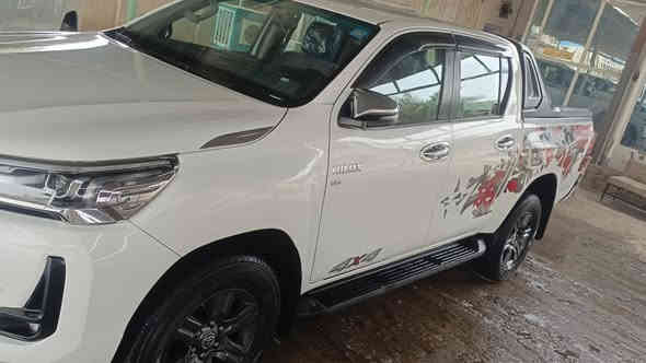 سلام عليكم 
بيك اب للبيع 
6 سلندر
موديل 2022
رقم بغداد 
فور ويل 
ساز 
تبريد كشنات 
شاحن لاسلكي 
حساس امامي وخلفي 
مكفولة كفاله عامه 
ماشيه 137الف
سياره جديده 
المكان الديوانية 
السعر 345
بيها مجال للشراي 
***********
