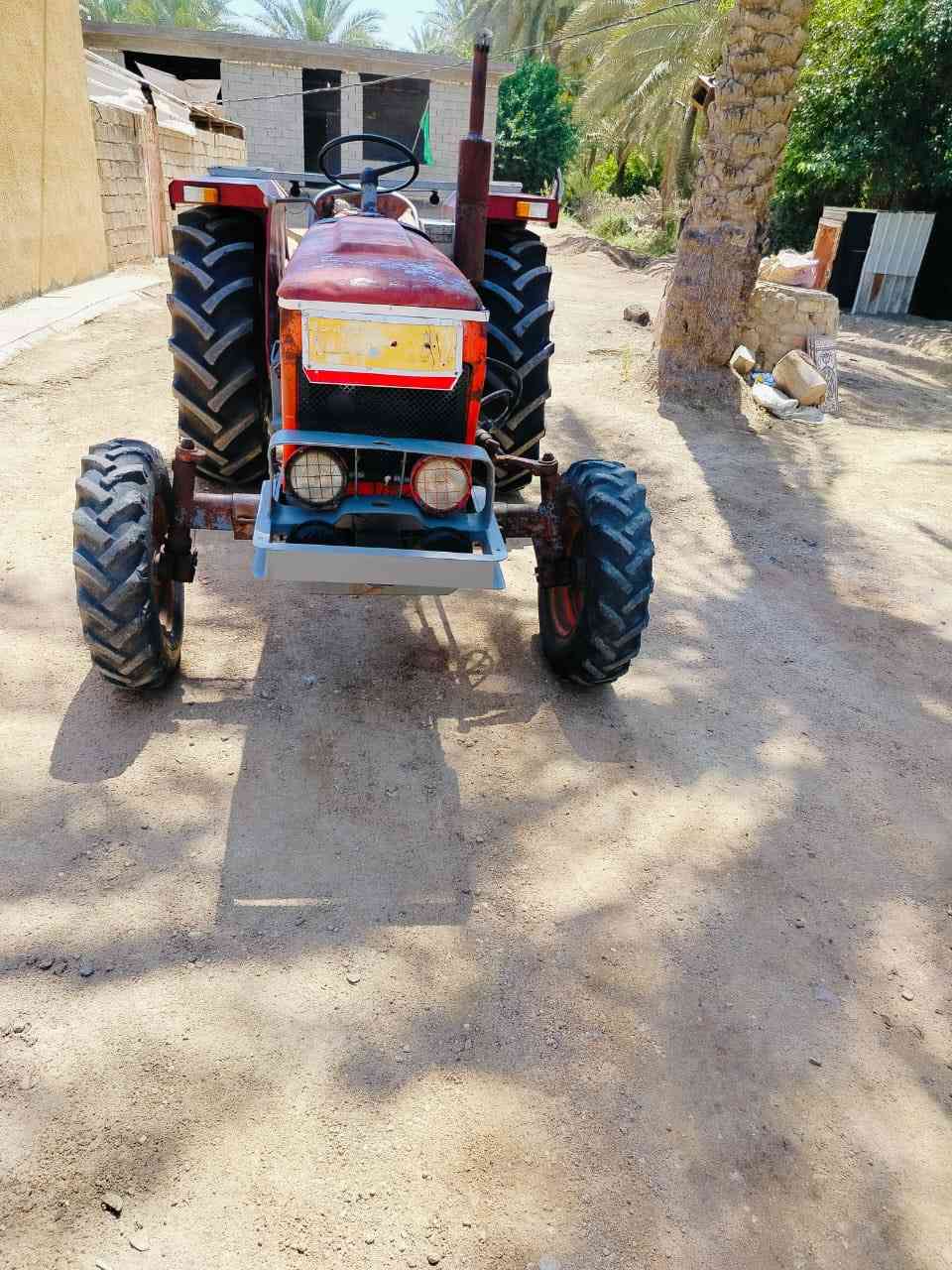 السلام عليكم ورحمة الله وبركاته عنترموديل ٨٤ جاهزه من كلشي مكينه كير جهازرفع باوربريك جاملغات حدادي تايرات جدد رقم بدون تحويل السعر٥٥٠٠وبيه مجال المكان كربلاء طويريج الاتصال ع الرقم ***********
