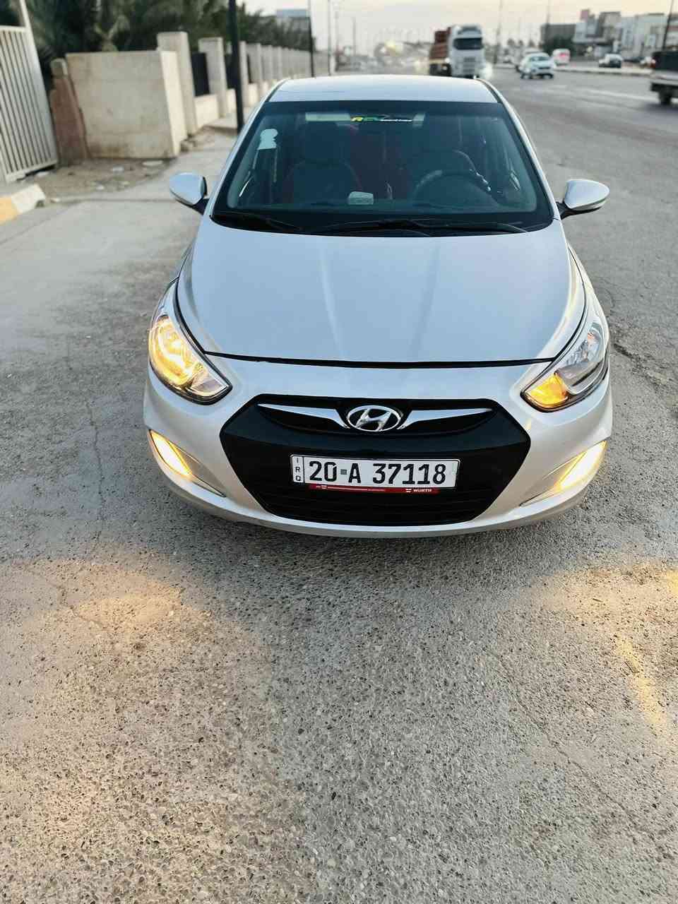 اكسنت خليجي ٢٠١٤ ضررهه براس الجامرلغ يم المازده  بيهه حزام صبغ جماليه محرك ١٦٠٠ دوش تخم تاير صدر جديد تبريد ثلج محرك جديد هزه جديده السياره باسمي 
السعر ٧٨$
***********
