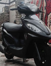 دراجه لبيع موديل ١٣سعر 825 وبيه مجال   07806144889