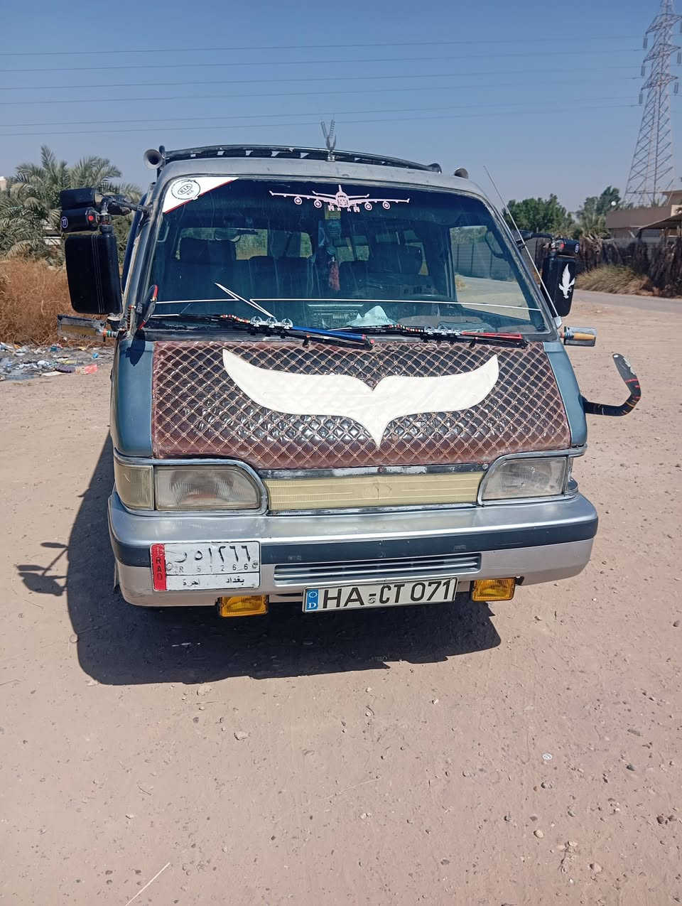 السلام عليكم كيا بستا جديدة 94رقم انكليزي حمل كير محرك خير من الله كهربائيات شغاله تخم تاير السعر 38وبيها مجال ***********
