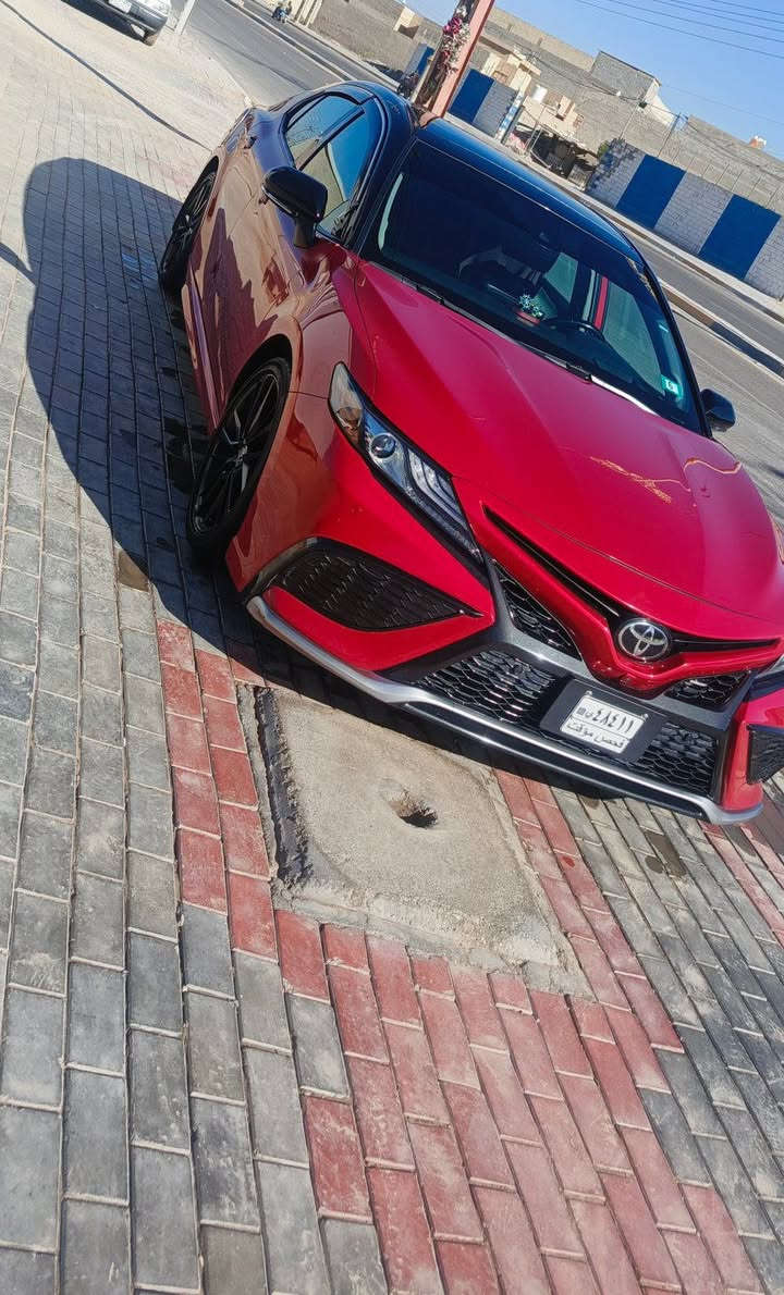 السلام عليكم 
كامري 2023
سياره جديده فول مواصفات 
XSE
سياره لونين 
ماشي 50
حادث موضح بالصوره والباقي كوله كفاله
مكان سياره كربلاء 
***********
السعر 210
