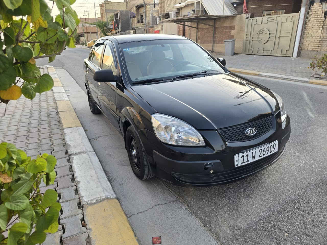 سلام عليكم سياره كيه ريو البيع السياره موديل 2006 رقم بغداد الدولي كير ومكينه وحدايه كفاله تخم تاير جديد تحويل مباشر ثاني يوم سياره جديد مال جناي مكاني في كربلاء السعر 65 وبيه مجال ***********
