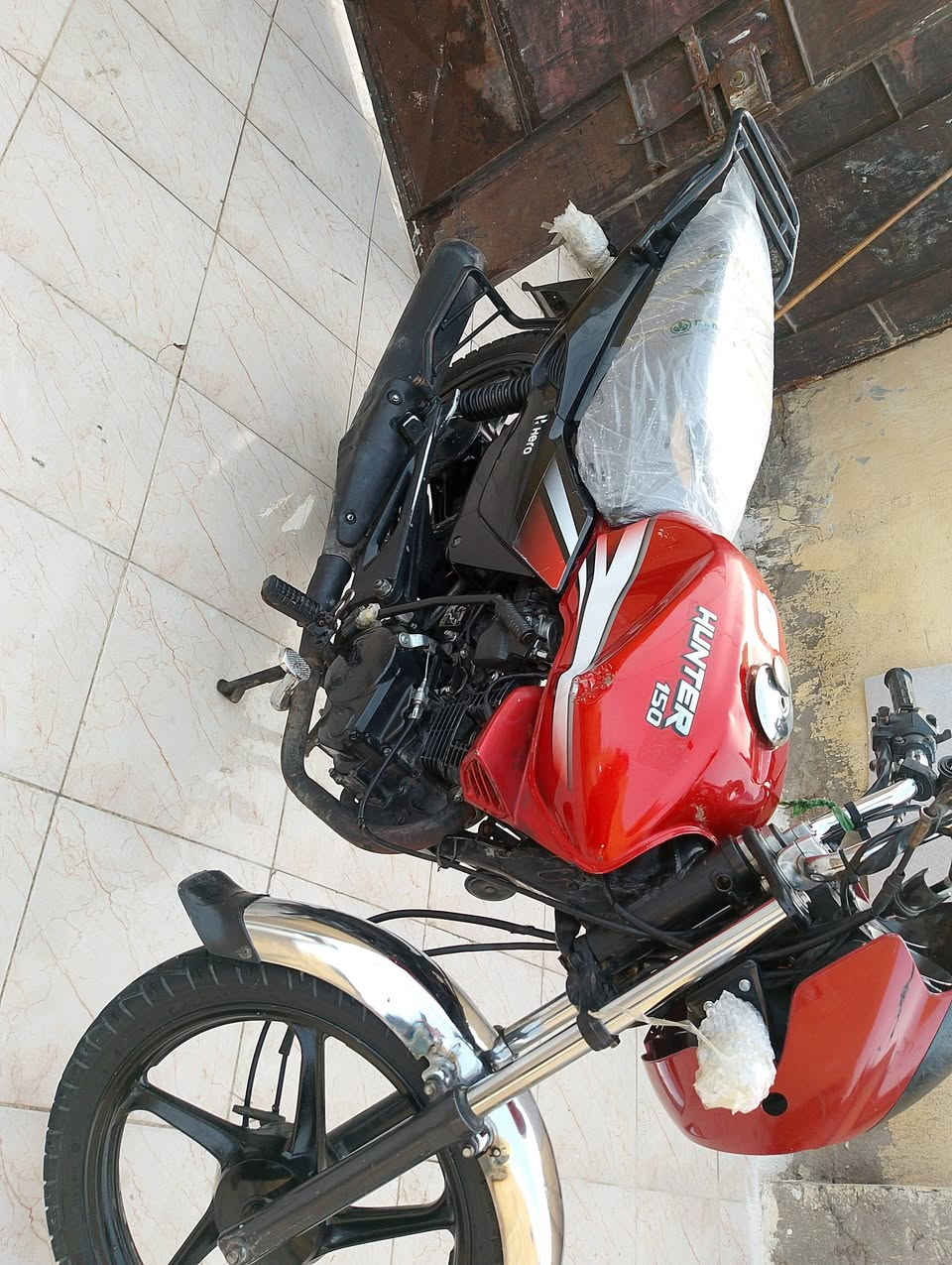 هيرو 20 طالعه شهر 9 وراق كامله كفاله عامه نقصه بس درع نضافته نفس صور مكان كوت ‏‪0783 647 8334‬‏
