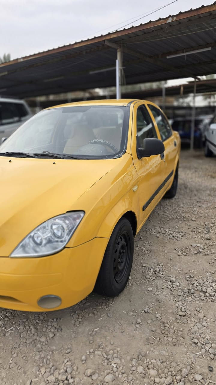 للبيع 
طيبه 2016رقم بغداد  مشروع وطني. 
مكينه وكير خير من الله. بيه مكانت صبغ للجماليه. تخم تاير. حداديه صدر نضيف مكفوله من ضربه 
السعر. 32وبيه مجال. 
مكان بابل المسيب 
***********
