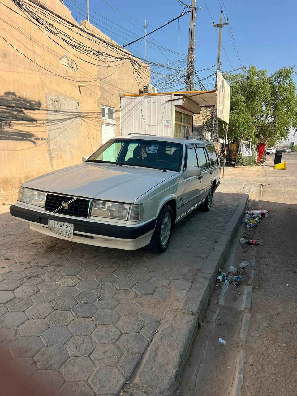 سلام عليكم
فالفو مديل 1997 940
كير ومحرك مكفول 
حداديه جديده 
تخم تاير جديد 
تبريد ثلج 
سياره ماعايزه شي الله شاهد 
مكان نجف 

‭***********‬
