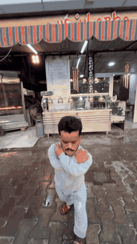 مطعم ابن عُربي لطلب والاستفسار اتصل على الرقم ***********  التوصيل مجاني داخل بعقوبة
