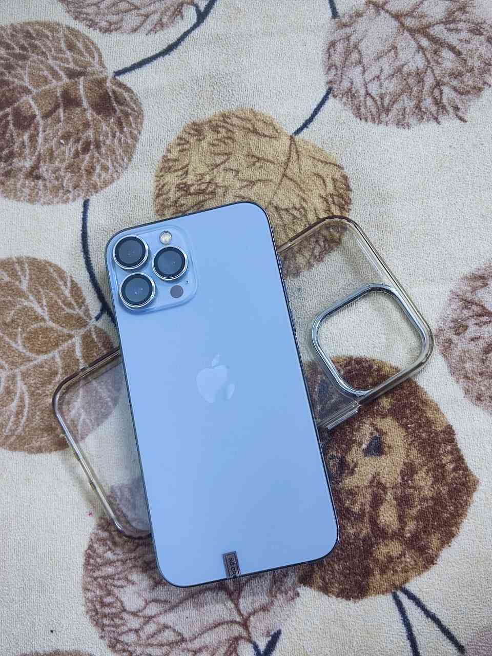 سلام عليكم 13 برو ماكس لون المميز لون البحري 🩵ذاكره 256 كيكه بطاريه 90 شرط مامرفوعه وشحن نهائياً مابي صرف مع كامل ملحقاته شاحنته الاصليه مع كارتونه + 2 كفرات اله مكاني كركوك حي الحجاج سعره ٧٢٥ وبي مجال بسيط ***********
