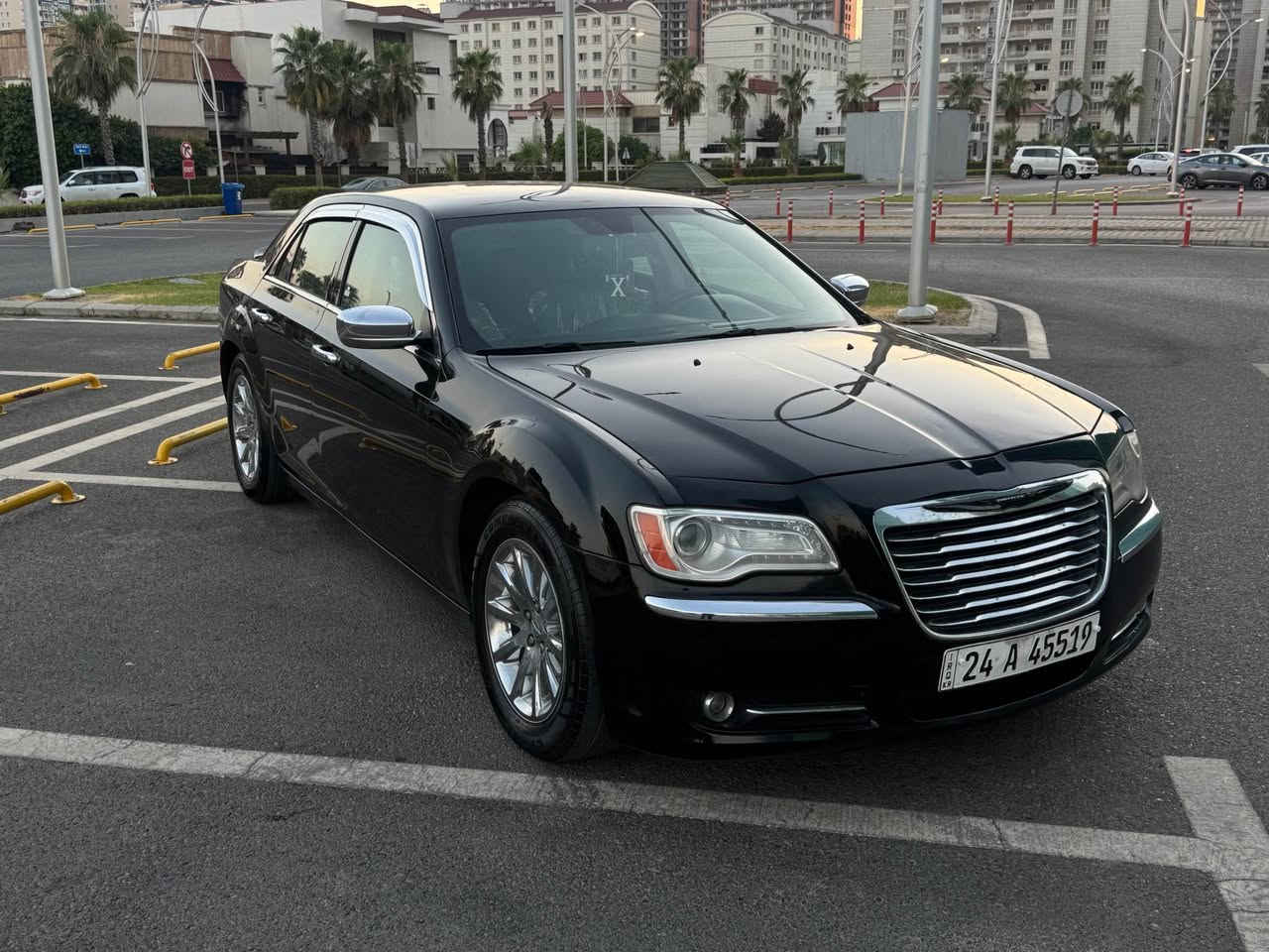 كرايسلر اوباما موديل ٢٠١٢ 
فول مواصفات ماعدة فتحة 
كير طيارة 
شاشە کبیر
داخل اصفر جديد 
كير محرك تاخم تيارات كل جديد 
مابي روبع مسروف دعامي ال دعامي شرت
لون اسود  
رقم دهوك الماني 
سنوية ٢٠٢٥ ساقت 
٨ ورقة غرامة نزل سعر  
شبر بونيد صبغ و شبر باب خلفي 
صورة سونار فحس كامل موجود
بدون دواخل بدون ايرباك 
٦ سلندر. محرك بيلادي 
سيارة ماشاء الله حلوة 

مكان اربيل 
رقم موبايل :*********** 
عندي فايبر واتساب 
سعر :١٤٧ شوية مجال 

کرایسلەر ئۆباما 
مۆدیل ٢٠١٢ 
فول بئ سلایت 
گێر تەیارە 
داخل زەرد شاشە گەورە 
بەسمە دەرگا بەسمە 
شاشە srt 
لەدەحامی لۆ دەحامی بەشەرت یەک هەزار مەسروفی تیدانیە 
بۆنیدی یەک بستی بۆیاخە 
دەرگای پشت سایەقیش بەهەمان شیوە یەک بستی بۆیاخە 
بەبێ لیدران بەبئ ئیرباگ
فەحسی کامل بەسۆنەر تێی دایە 
شەش پستنە 
٨ وەرەقە غرامەیی لەسەرە دوای محامەلە دەگەرینمەوە 
سەنەوی ٢٠٢٥ تەواو بوە
لەهەولێرە سەیارەکە 
ژمارە مۆبایل :*********** 
ڤایبەرو واتساپی لەسەرە 
نرخی :١٤٧ مەجالیکی کەم تکایە موشتەری نی سەرم مەیەشینە 
نیە لەهەمووبازار بەو سعرە لەو مواسفاتە بەو شیوەیە پاک بی أربيل, العراق
