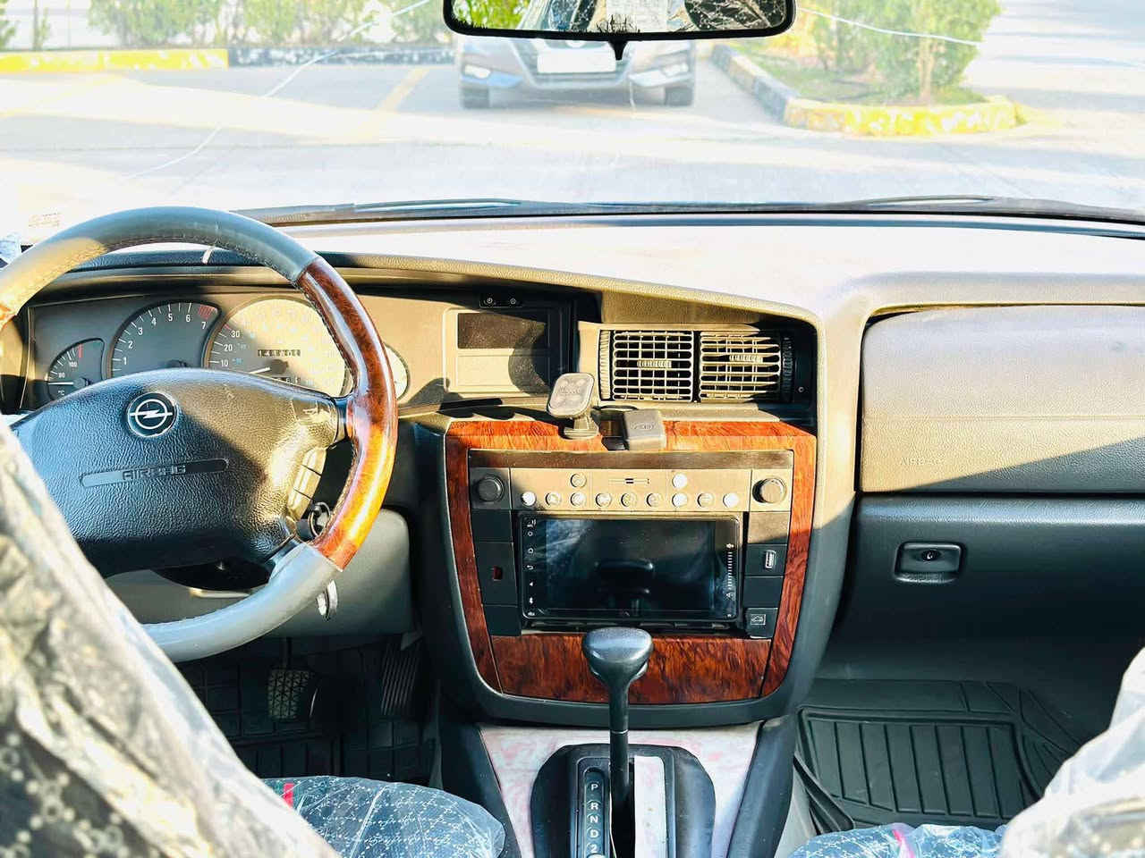 ئۆپڵ ئۆمێگا مۆدێل ٢٠٠١
گێر تۆماتیک 
گێر و مەکینە ئەرنەب vvt i3000
٤ تایەی لۆک و ویلی شەریکە
پاتری تازە
کوشن کارەبا
جام کارەبا
ئاوێنە کارەبا
شاشە ئایپاد
کامێرا 
سەقف سڵاید
تەبرید کارەبایی مەزبوت
هەموو گیانی بە شەرت ئیش ئەکات بێ مەسرەف
کارەبایی مەزبوت
بە شەرتی فیتەر
وکالەی بە ناوی خۆمە
سعر 56 گەڵا
شوێن سلێمانی ***********

2001 أوبل أوميغا 
 گیر أوتوماتيكي 
 گیر و محرک أرنب vvt i3000
تخم تایرات جدید ویل کب شریکه
 پاتری جدید
 کوشنات كهربائية
 جام كهربائي
 مرآة كهربائي
 شاشة آيباد
 کامیرا خلفی
 سقف سلاید مزبوت
 تبرید ثلج مزبوت
 السیاره کلهه تعمل بشرط و بدون مصرف
 كهربائيات كلهه شغاله بدون اي نقص
وکالە بشرط
السعر 56 ورقة
 الموقع السليمانية ***********
