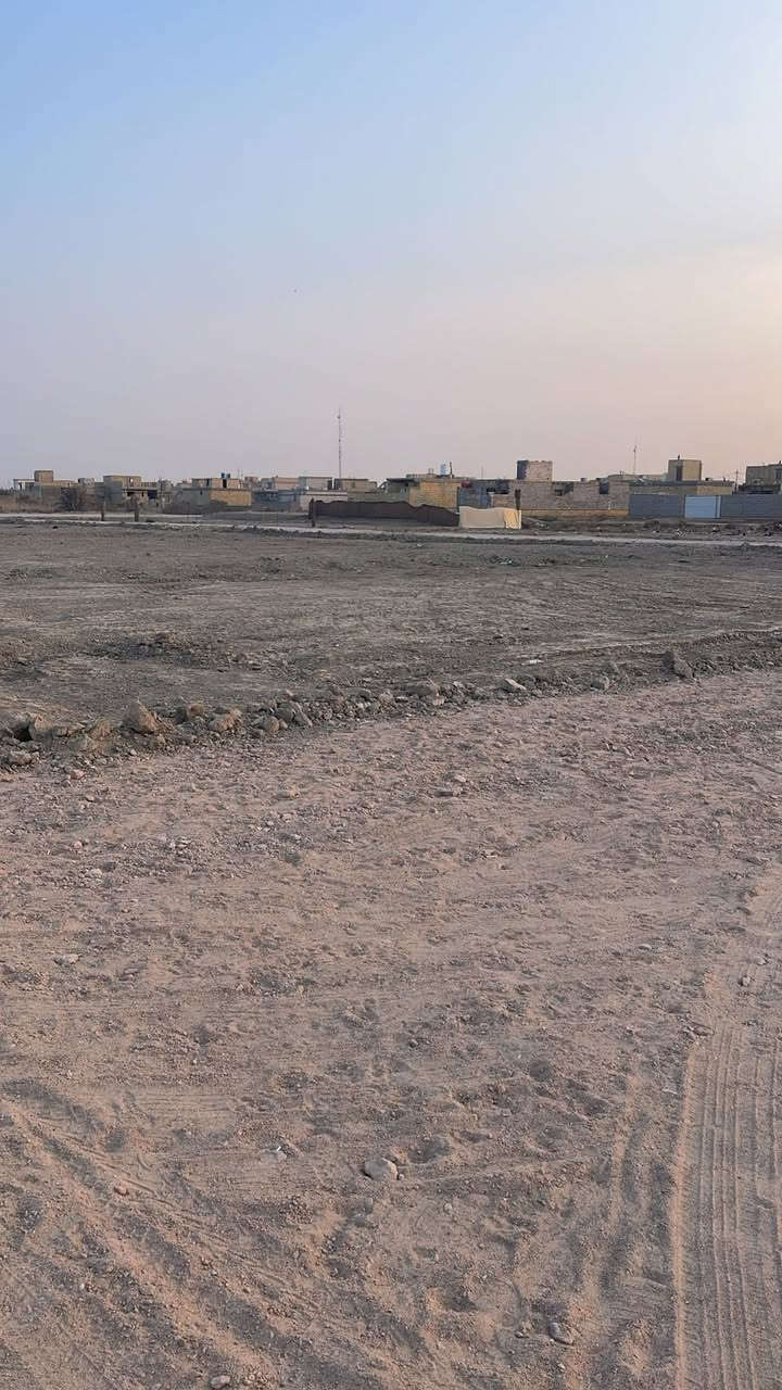 قطع اراضي زراعية للبيع في حي الشموع قرب شارع 30
 عرض الشوارع ١٠ متر 
مكان حلوا وسكني 
خدمات قريبة 
اسعار مناسبة  
⏺️للاستفسار الاتصال على الرقم ***********
