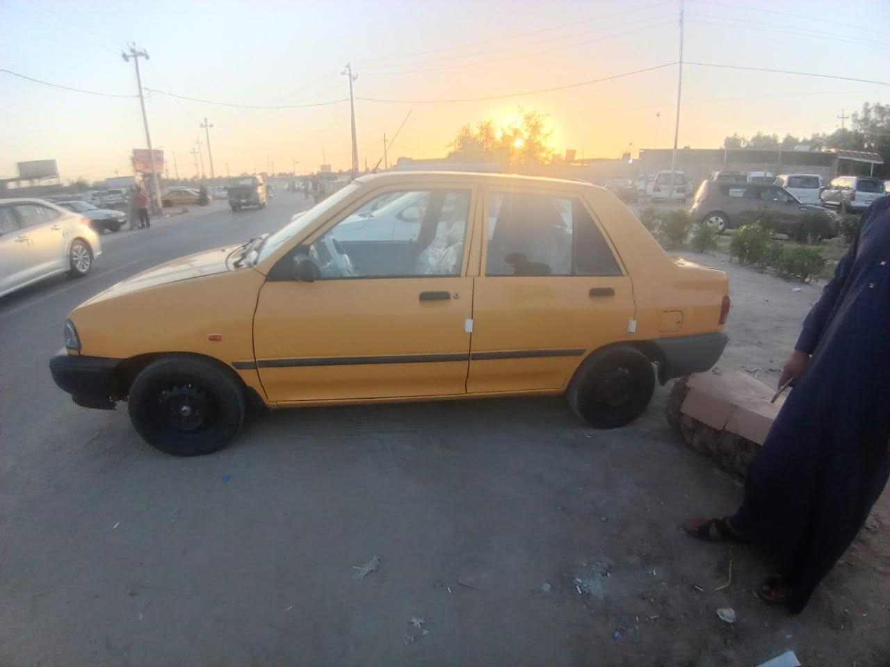 سايبه ٢٠١٥ رقم بغداد انكليزي تحويل مباشر سياره مال جناي نضافته فول السعر ٣٢ وبيه مجال للشراي العنوان كربلاء طوريج *********** سياره احله من الصوره نضافته ١٠٠
