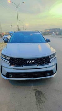 كيا سورنتو للبيع موديل 2022  وارد امريكي  الحادث كما موضح في الصورة  ف...