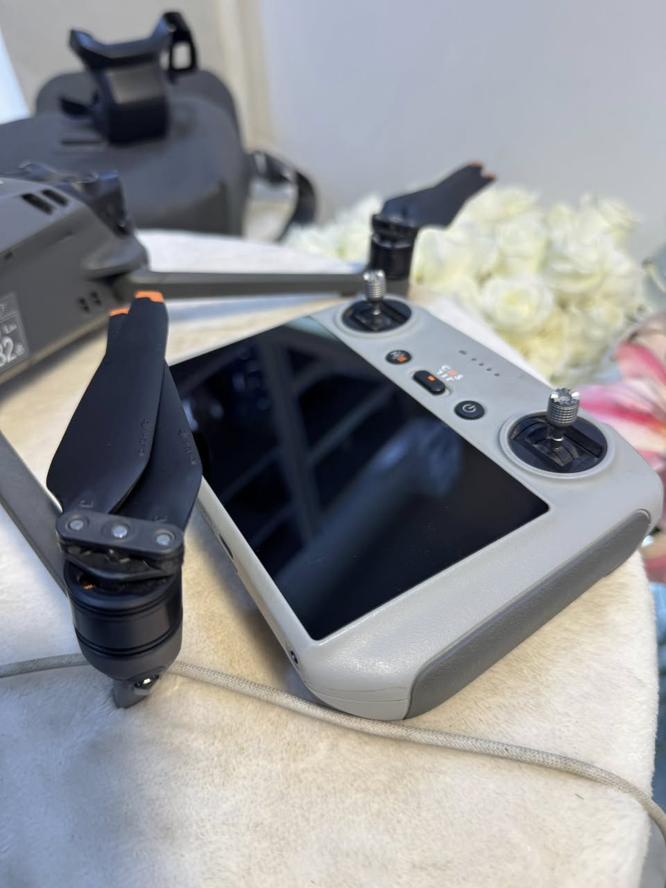 للبيع dji mavic 4 pro
***********
