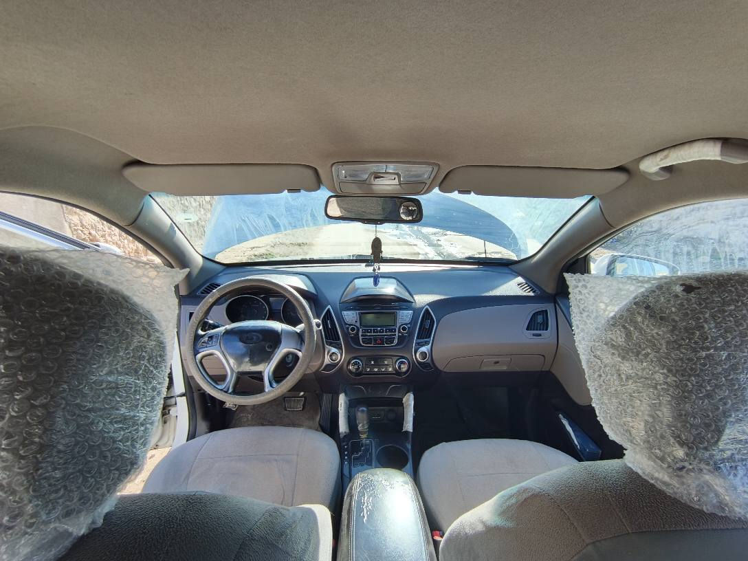 سلام عليكم اخوان تكسون 2012 للبيع سيارة كير محرك شرط ما مفتوح سنوية هزه رقم جديد شرط تحويل سيارة بسمي بي ربع باب نفر صبغ او بي تعديل بارد سونار موجود سيارة مال بيت 
سعر 142 بي مجال 
رقم الهاتف *********** 
عنوان موصل الحمدانية, نينوى
