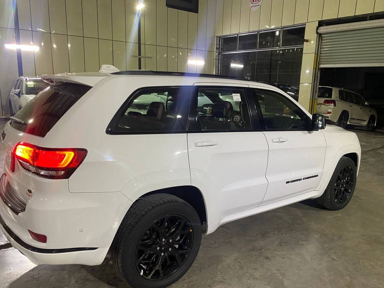 السلام عليكم جيب ٢٠٢٢ S  خليجي
(وكاله هارلم)  سياره جديده ومكفوله فول موصفات ماشيه ٤٩ الف 

بانوراما

بصمه

كشنات جلد وكهرباء

حساس امامي خلفي

شاشه

كامره خلفيه

رادار امامي

رادار جابين

مري قلاب جانبيه

باب خلفي كهرباء

تشغيل عن بعد

زراك لايت

ولايت زنون عدسه متحرك

فورويل

ماوس تغير وضعيات لقياده

سعر ٣٨٠ بيه مجال بسيط
للتصال***********
