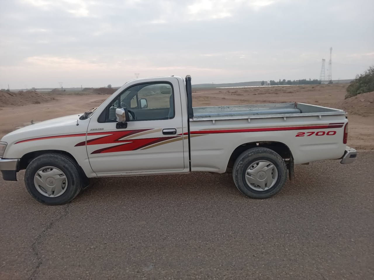 دمن وافق سلام عليكم تيوته  موديل ٩٩  رقم صلاح الدين  دولي شرط تحويل سياره كفاله عامه شرط عل وضع الشركه السعر  ٩٥ بي مجال لي مو شراي رجائن لاتصل  العنوان مفرك سامراء تصل ***********
