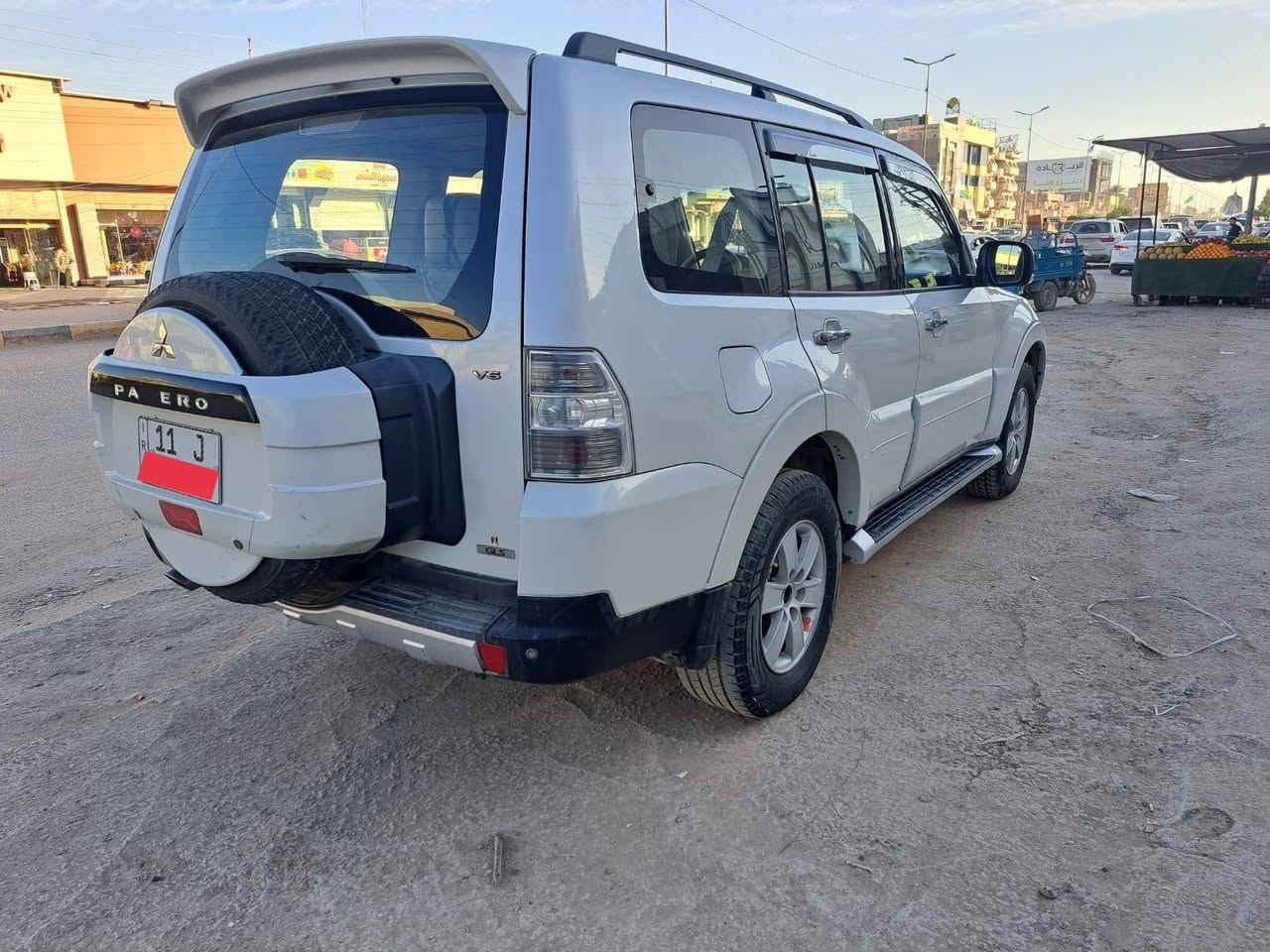 السلام عليكم 
باجيرو 2008 خليجي( فول مواصفات ) 
رقم بغداد دولي (انكليزي)
مكينة 3000
مكينة درجة اولى 
كير درجة اولى 
حدادية جديدة 
تبريد ثلج 
السيارة مكفولة كفالة عامة من الصبغ والضربة 
ما بيه اي نقص 
السعر 120 وبي مجال 
مكان السيارة الحلة/مركز الحلة / مقابل مدينة حمورابي السياحية 
للأستفسار الاتصال على 
***********
