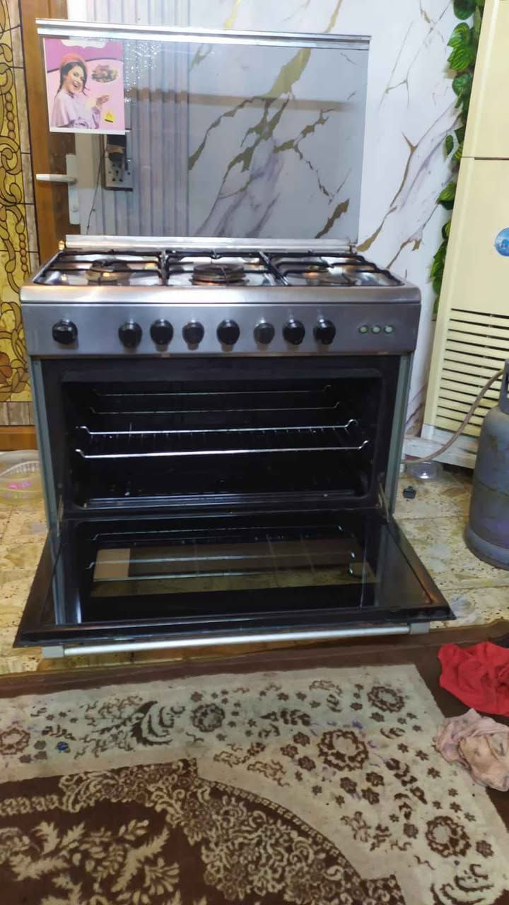 طباخ خمس عيون ايطالي نضيف جدا شغال عيون وفرن مكاني بغداد سعره 225 
بي مجال بسيط للشراي فقط بغداد, العراق


**إذا كنت صاحب هذا الإعلان وتريد حذفه لأي سبب، رجاءا أرسل رسالة إلى الدعم الفني**