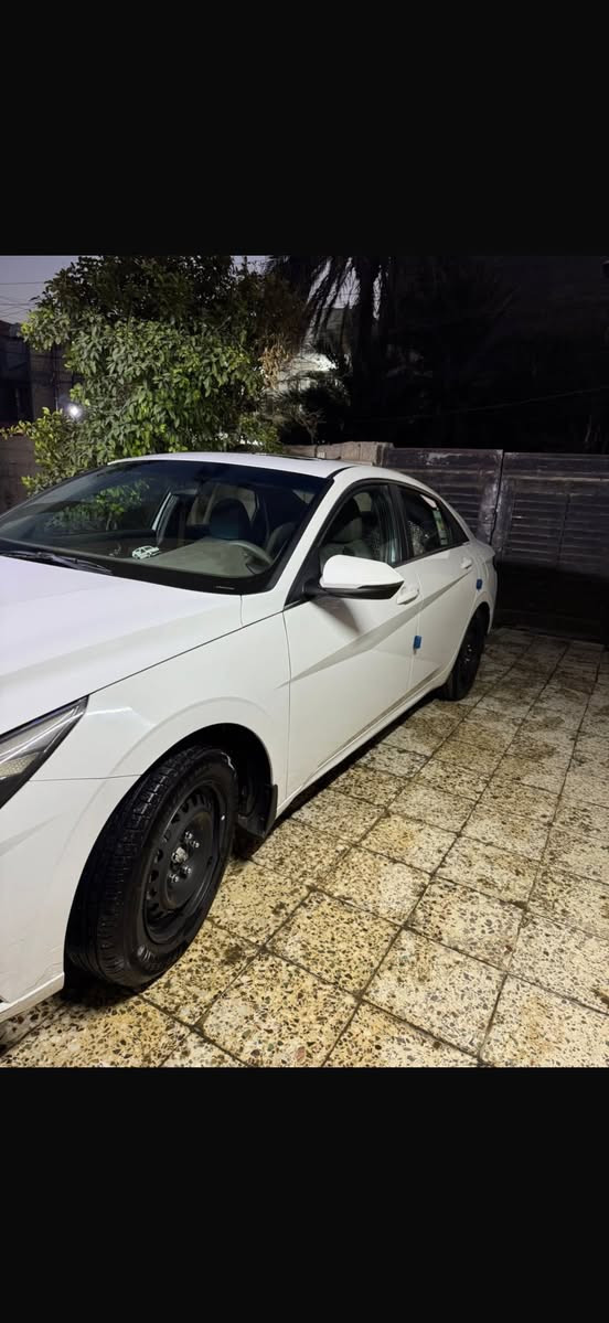 النترا ٢٣
وارد خليجي
للبيع 
رقم بغداد 
محرك ٢٠٠٠
فول مواصفات 
بصمه حساسات 
سلايد 
لون ابيض 
الدواخل جلد 
مابيها صبغ 
ماشيه 
67 الف 
طخات بسيطه جدا بالدعاميه
عارضيها ١٧٠ وبيها مجال بسيط حق الجيه 
***********
