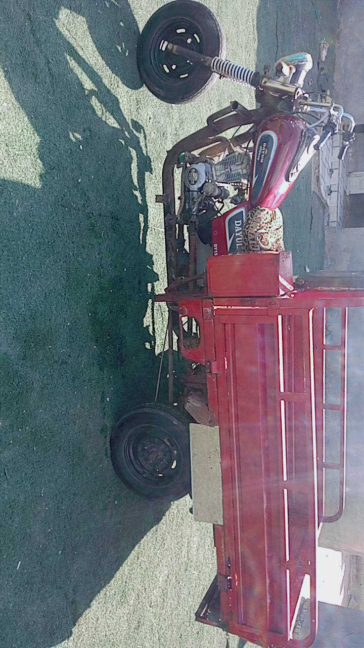 السلام عليكم ستوته للبيع رقم ابيض واسط ماندل راعيهه بس موجود اسمه الكامل بسنويه اذا تسئل عليه يجوز تلكاه 
تواير نضاف دبلات نضافه شغالات ورهه وكدام ضفير من طول لطول شغاله لايتات بك لايت سلف تشتغل ستوته مذب عليه الف دينار تعال وشوف بعينك السعر خاص
***********
