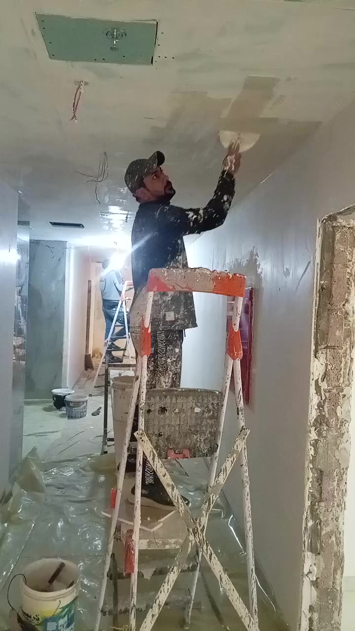 مرحبا السلام عليكم صلاح الصباغ ***********
