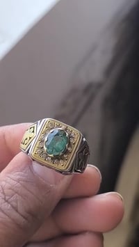 خاتم • زمرد