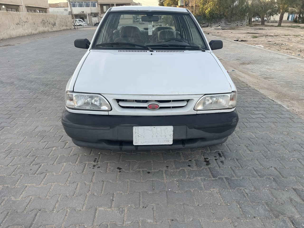 السلام عليكم  سايبا ٢٠١٢

مكينة جديده كير جديد حدادية نظيفه  شواصي حلوات تخم تاير جديد 

سيارة مكفولة من الضربة والصبغ  عدا جاملغ الاماميات اثر خايس ومبدلات 
السيارة جاهزه ،احلى من الصور 

رقم السيارة قادسية راعية بالنجف 

عنواني نجف حي السلام 

السعر٣٤$وبيه مجال 
***********
