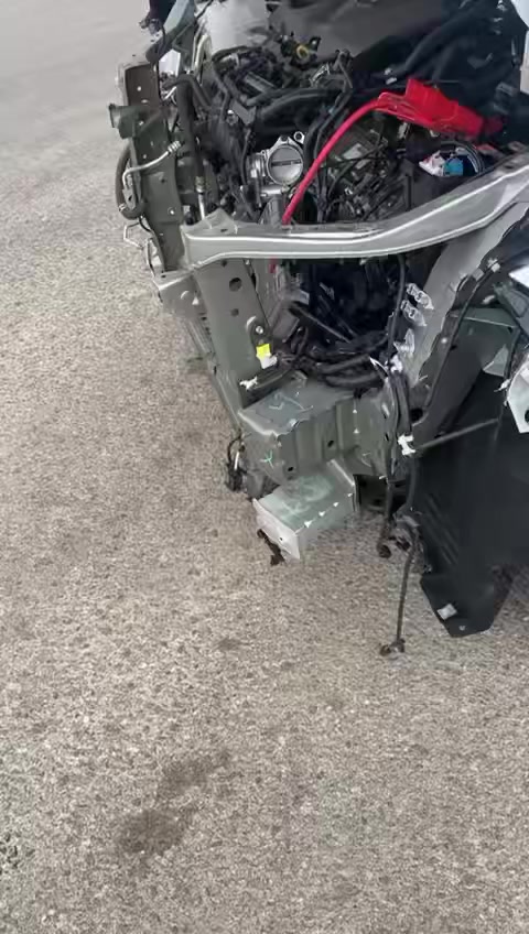 السلام عليكم
تيوتا سينا موديل ٢٠٢٥ هايبرد فول مواصفات فئة XLE ماشية ٣٠٠٠ زيرو غراضهة كلهة وياهة السعر بالحرة ٢٦٥ بدون تصليح تفصيل اكثر أتصل على الرقم 
***********
***********
