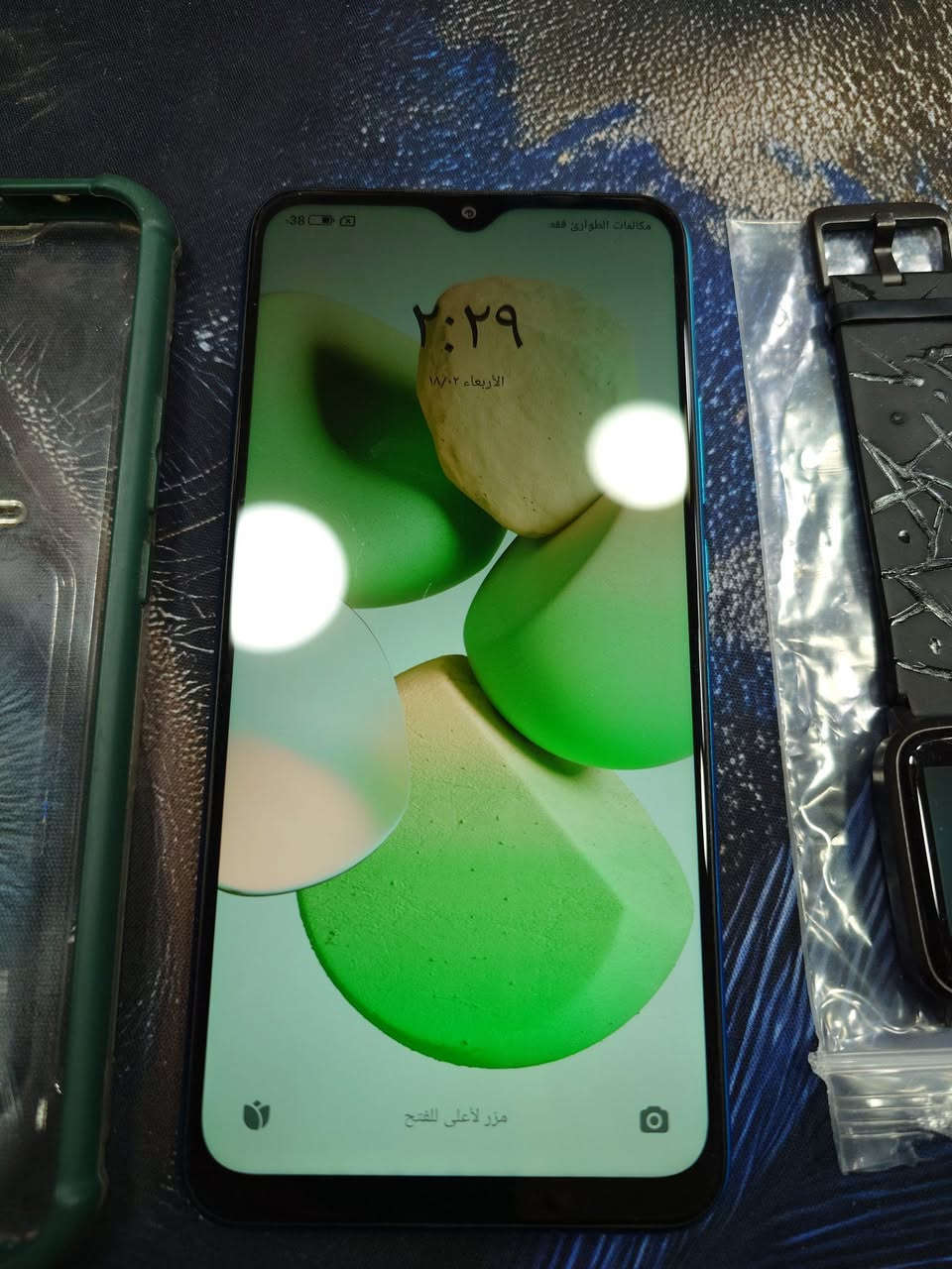 موبايل اندرويد شاومي ريدمي نظيف ممفتوح كفالة
شاشة كبيرة
بصمة وجة وبصمة اصبع 
4 كامرات ورة 
شريحتين اتصال + رام
ذاكرة 64
شحن سريع تايب سي 

الجهاز لا مصلح ولا بي اي مشكلة 
سريع وخفيف
السعر 75 الف فقط 
ويا هدية ساعه شاومي اصلية

واتساب ***********
