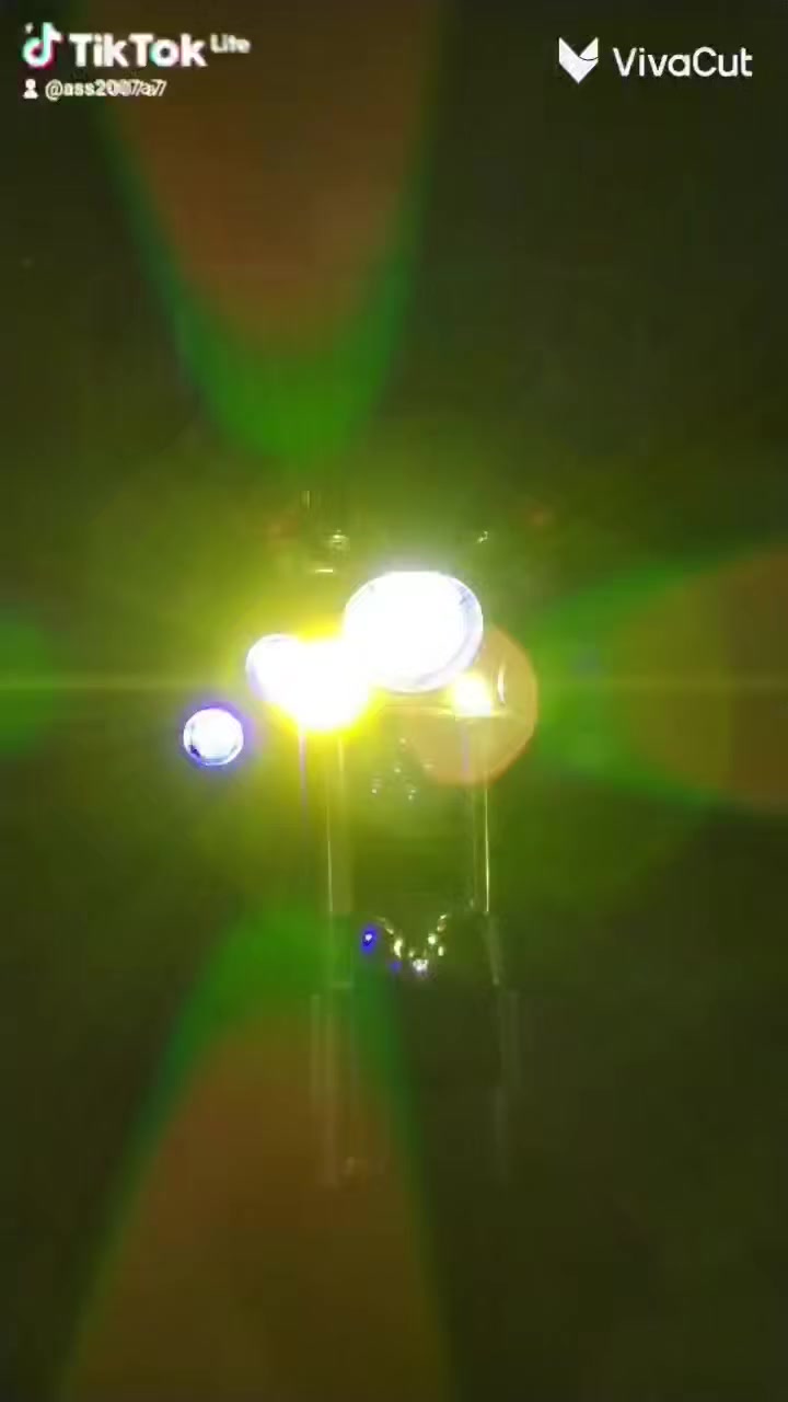 سلام عليكم ستوته للبيع كلك موديل 17مكفوله شاصي كهربائيات مكينه برغي مامفتوح بيهه ستوته مكفولة سعر 950وبيهه مجال انتصال ***********
