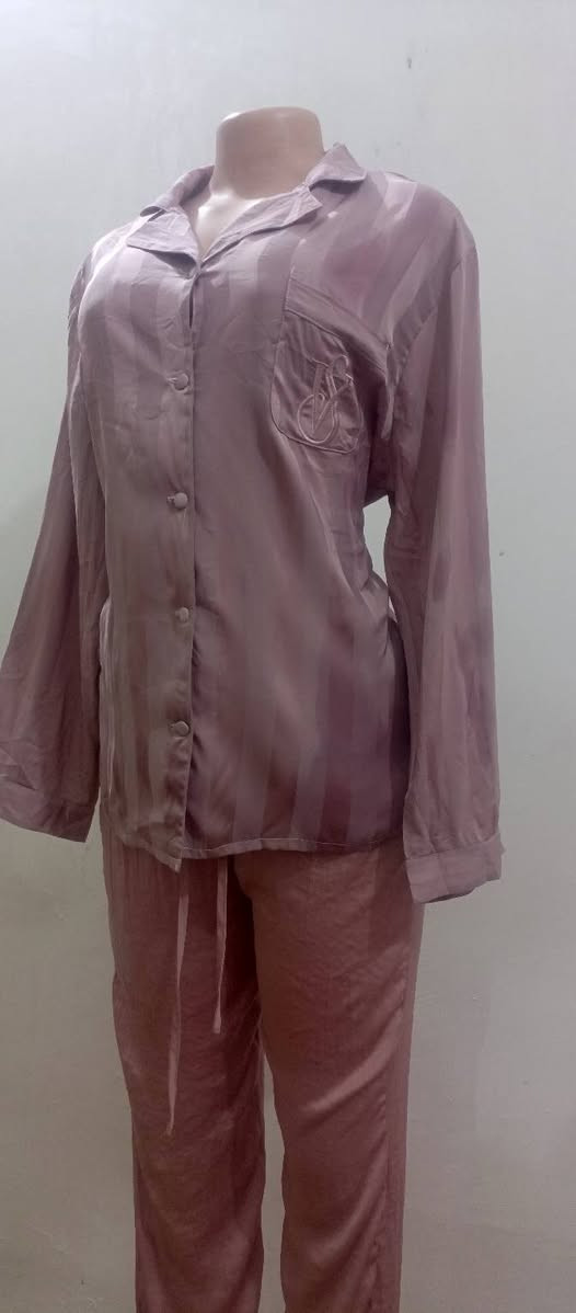 حجز خاص متوفر توصيل الاسعار والقياسات عله الصور


**إذا كنت صاحب هذا الإعلان وتريد حذفه لأي سبب، رجاءا أرسل رسالة إلى الدعم الفني**