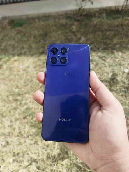 السلام عليكم للبيع هونر x8 2022  ذاكرا128 بطاريه 5000  موصفاته حلوه ونضيف جهاز خالي من مشاكل كله شغال الاشتفسار اتصل *********** أو مراسله خاص مفتوح
