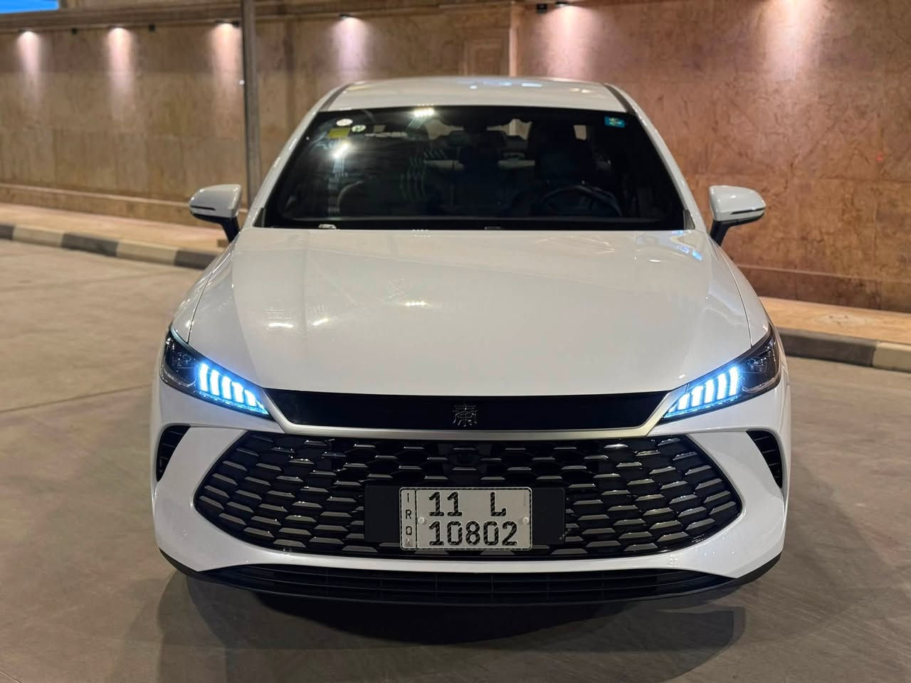 بي واي دي اخت زيرو كفاله عامه ماشيه الف و نص ع محرك
كامله بدون اي نقص 
السعر 18.350 مكاني بغداد حي الاعلام رقمي***********
