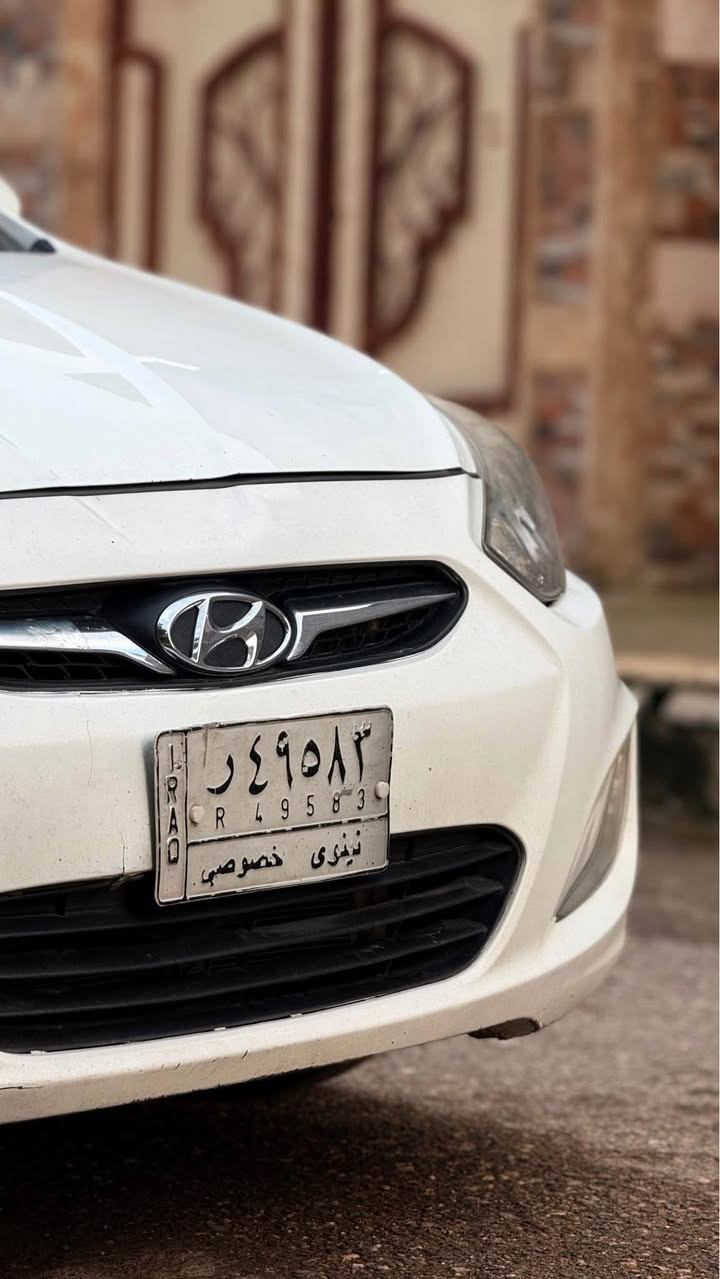 اكسنت 2013 
خليجي فول مواصفات 
محرك 16 دوش 
 كير عادي 
شاشة 
سلايد 
تحكم ستيرن 
4 جامات كهرب 
محرك و كير شرط 
ماشية 224 الف 
تبريد تدفئة شرط. 
الضرر باب السائق ونص الجاملغ الامامي بدون دواخل 
طخم تاير جديد 
طخم جديد 
كوبون بانزين 
شرط التحويل 
السعر :95
مكان السيارة : موصل 
للاستفسار: *********** موصل, نينوى
