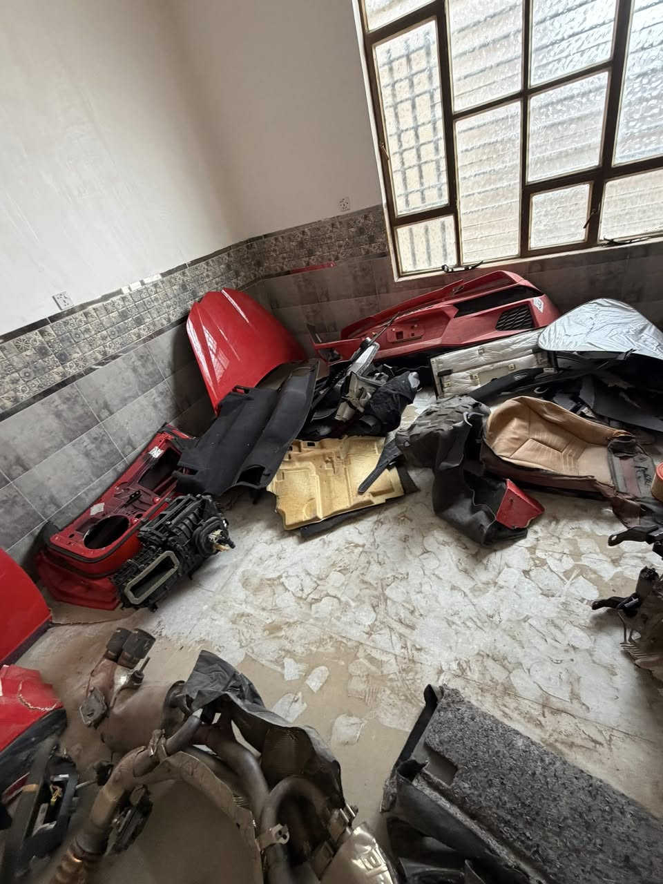 ادوات كورفت ٢٠٢٣    كير مكينه عقول كزوز برولا كهربائيات شنو تحتاجون للبيع المكان بغداد ***********
